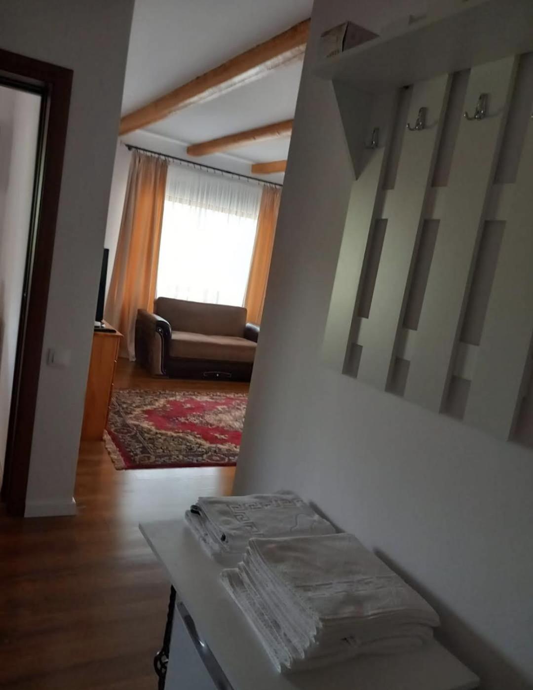 La Radacini Apartment Horezu Exterior photo